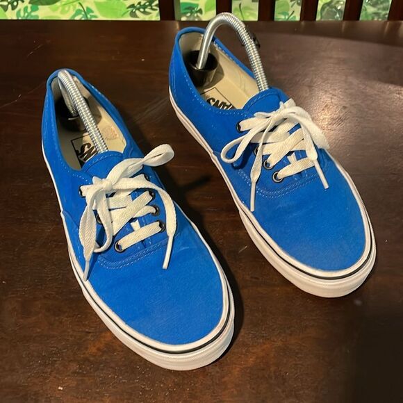 Men’s 9 women’s 10.5 blue vans - Picture 1 of 6